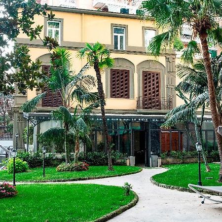 Hotel Villa Ranieri Napoli Esterno foto